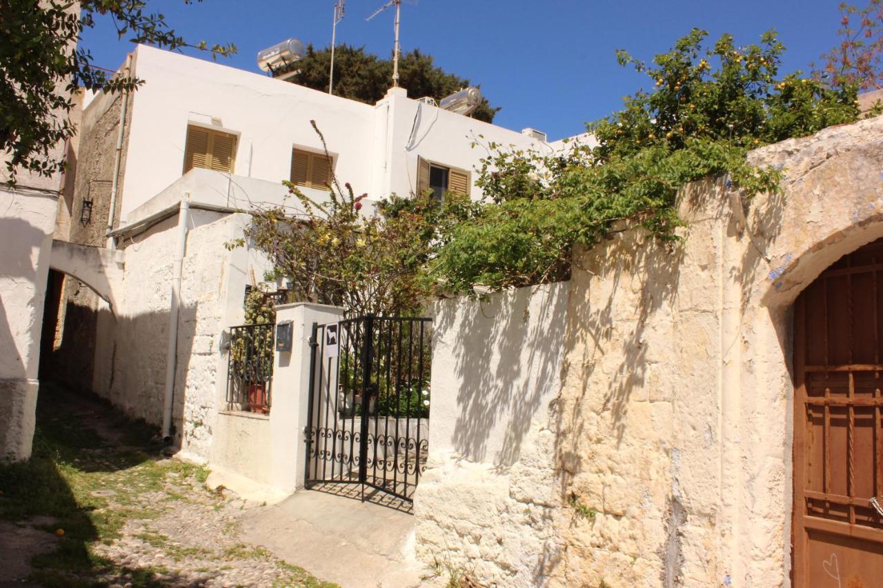 Traditional Stone House Rhodes City Buitenkant foto