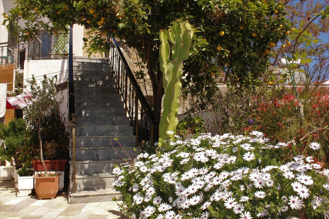 Traditional Stone House Rhodes City Buitenkant foto